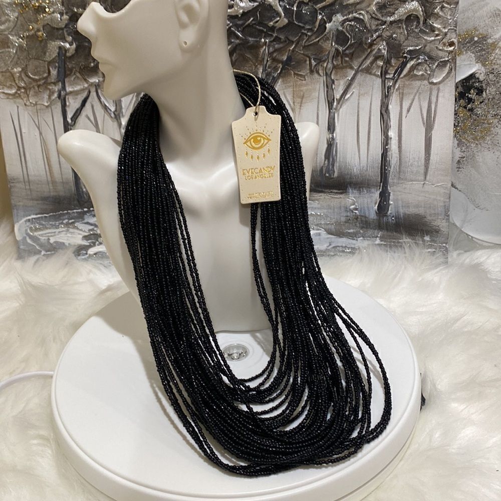 Eye Candy Sparkly String Necklace